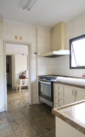 Apartamento à venda com 242m², 3 quartos e 4 vagasCozinha