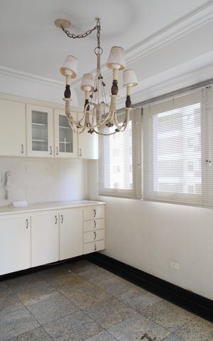 Apartamento à venda com 242m², 3 quartos e 4 vagasCopa 