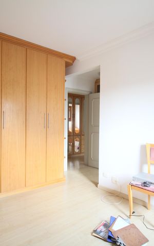Apartamento à venda com 242m², 3 quartos e 4 vagas Suíte 2