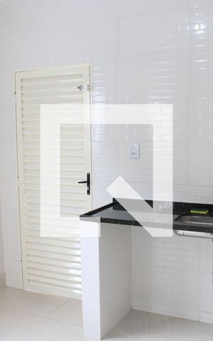 Casa para alugar com 80m², 3 quartos e 2 vagasCozinha
