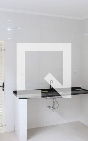 Casa para alugar com 80m², 3 quartos e 2 vagasCozinha