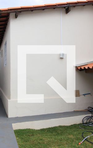 Casa para alugar com 80m², 3 quartos e 2 vagasQuintal