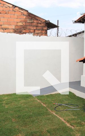 Casa para alugar com 80m², 3 quartos e 2 vagasQuintal