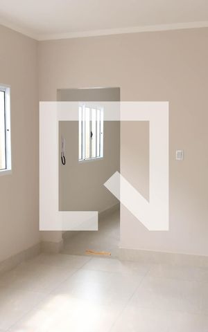 Casa para alugar com 80m², 3 quartos e 2 vagasSala