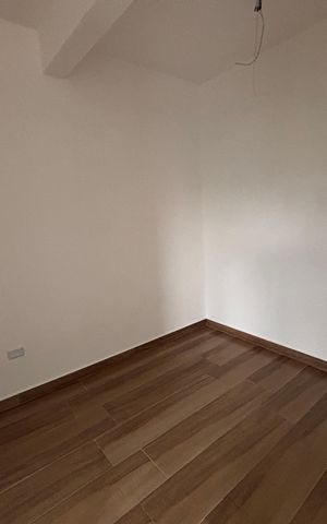 Casa à venda com 174m², 3 quartos e 4 vagas Casa à venda com 174m², 3 quartos e 4 vagasSuite