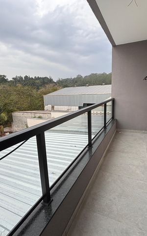 Casa à venda com 174m², 3 quartos e 4 vagas Casa à venda com 174m², 3 quartos e 4 vagasVaranda suite