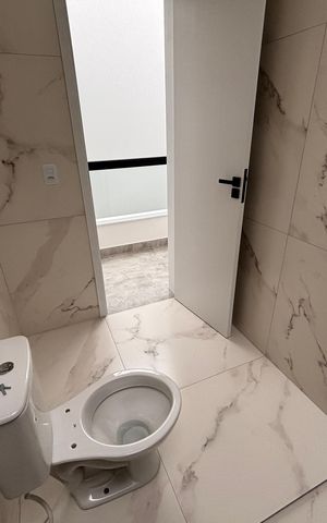 Casa à venda com 174m², 3 quartos e 4 vagas Casa à venda com 174m², 3 quartos e 4 vagasBanheiro 2