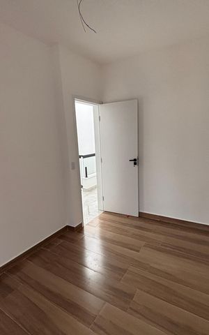 Casa à venda com 174m², 3 quartos e 4 vagas Casa à venda com 174m², 3 quartos e 4 vagasQuarto 2