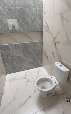 Casa à venda com 174m², 3 quartos e 4 vagas Casa à venda com 174m², 3 quartos e 4 vagasBanheiro 2
