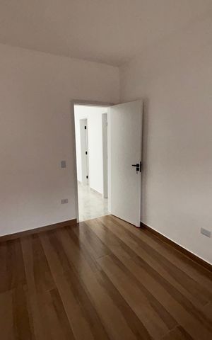 Casa à venda com 174m², 3 quartos e 4 vagas Casa à venda com 174m², 3 quartos e 4 vagasQuarto 1
