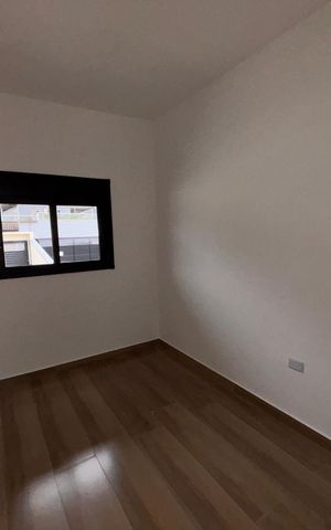 Casa à venda com 174m², 3 quartos e 4 vagas Casa à venda com 174m², 3 quartos e 4 vagasQuarto 1