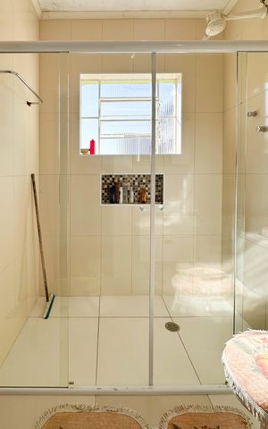 Casa à venda com 130m², 3 quartos e 3 vagasBanheiro Social