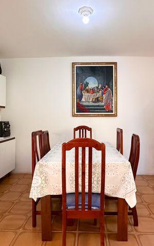 Casa à venda com 130m², 3 quartos e 3 vagasCopa
