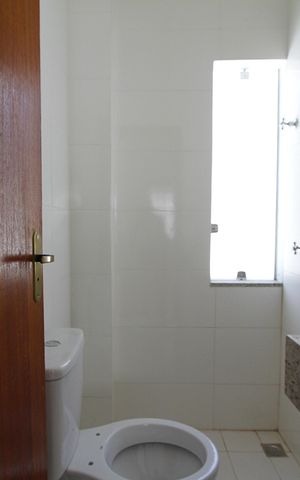 Casa de condomínio à venda com 126m², 2 quartos e 1 vagaBanheiro da Suíte