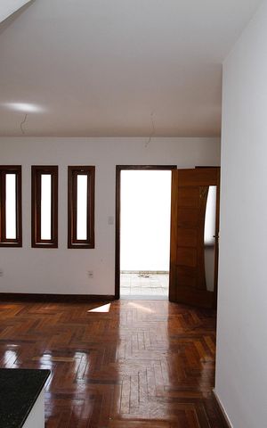 Casa de condomínio à venda com 126m², 2 quartos e 1 vagaSala