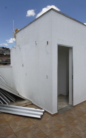 Casa de condomínio à venda com 126m², 2 quartos e 1 vagaCobertura