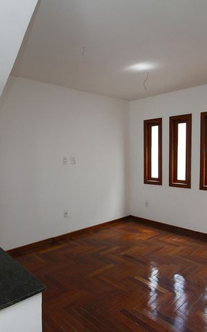 Casa de condomínio à venda com 126m², 2 quartos e 1 vagaSala