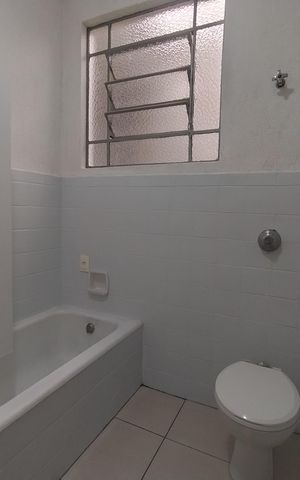 Apartamento para alugar com 110m², 3 quartos e 1 vaga Apartamento para alugar com 110m², 3 quartos e 1 vagaBanheiro