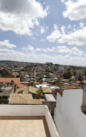 Casa de condomínio à venda com 157m², 2 quartos e 1 vagaCobertura
