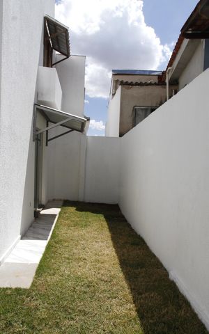 Casa de condomínio à venda com 157m², 2 quartos e 1 vagaÁrea privativa