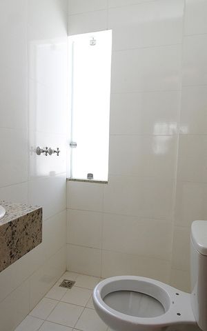 Casa de condomínio à venda com 157m², 2 quartos e 1 vagaBanheiro da Suíte