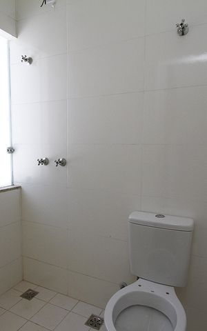 Casa de condomínio à venda com 157m², 2 quartos e 1 vagaBanheiro Social