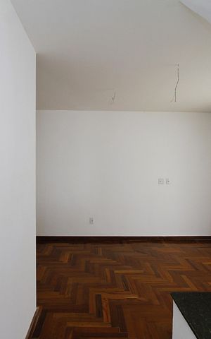 Casa de condomínio à venda com 157m², 2 quartos e 1 vagaSala