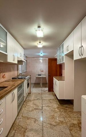 Casa à venda com 233m², 3 quartos e 6 vagas