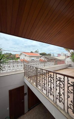 Casa à venda com 233m², 3 quartos e 6 vagas