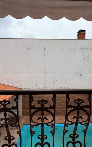 Casa à venda com 233m², 3 quartos e 6 vagas