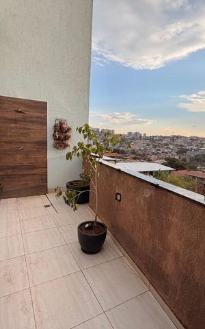 Apartamento à venda com 120m², 3 quartos e 1 vaga Apartamento à venda com 120m², 3 quartos e 1 vagaVaranda