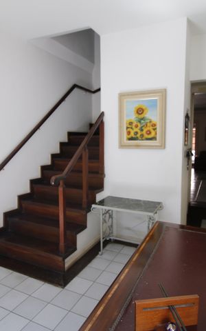 Casa de condomínio à venda com 675m², 6 quartos e 4 vagasHall de entrada