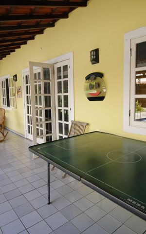 Casa de condomínio à venda com 675m², 6 quartos e 4 vagasVaranda do quintal 