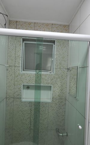 Casa para alugar com 100m², 2 quartos e sem vagaBanheiro do Quarto Suíte