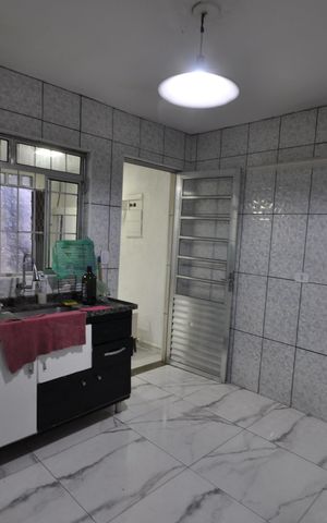 Casa para alugar com 100m², 2 quartos e sem vagaCozinha