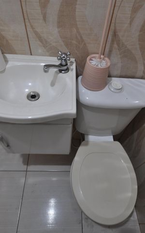 Casa para alugar com 100m², 2 quartos e sem vagaBanheiro de Serviço