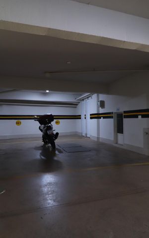 Apartamento para alugar com 73m², 2 quartos e 2 vagasGaragens