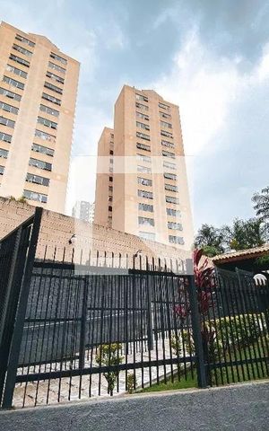 Apartamento para alugar com 49m², 2 quartos e 1 vaga Apartamento para alugar com 49m², 2 quartos e 1 vagaFachada e portaria
