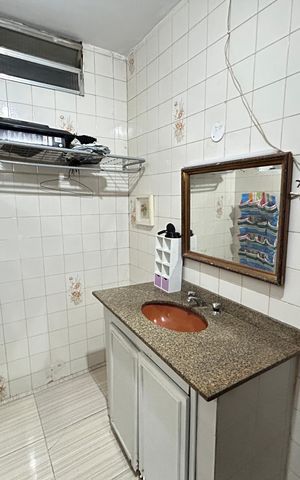 Apartamento para alugar com 60m², 2 quartos e sem vagaBanheiro da Suíte