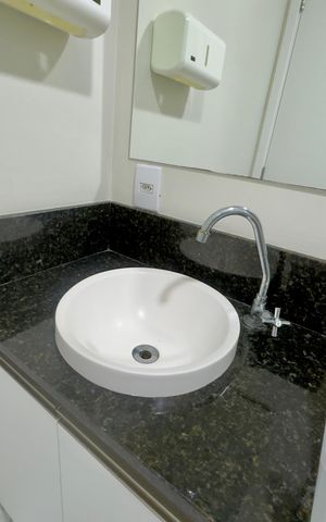 Studio para alugar com 30m², 1 quarto e 1 vaga Studio para alugar com 30m², 1 quarto e 1 vagaBanheiro