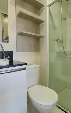 Studio para alugar com 30m², 1 quarto e 1 vaga Studio para alugar com 30m², 1 quarto e 1 vagaBanheiro