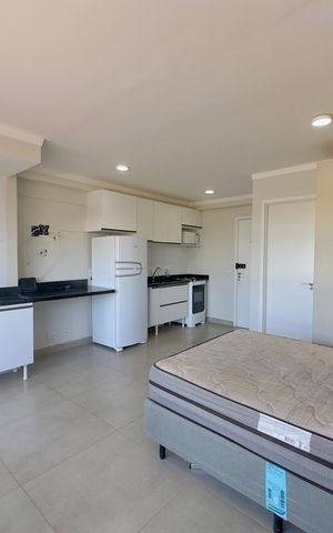 Studio para alugar com 30m², 1 quarto e 1 vaga Studio para alugar com 30m², 1 quarto e 1 vagaSala Quarto