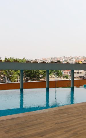 Apartamento à venda com 47m², 2 quartos e 2 vagas Apartamento à venda com 47m², 2 quartos e 2 vagasÁrea comum - Piscina