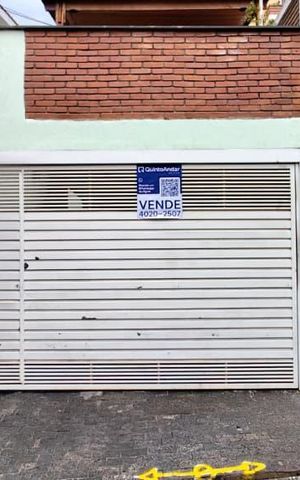 Casa à venda com 170m², 4 quartos e 3 vagas Casa à venda com 170m², 4 quartos e 3 vagasFachada