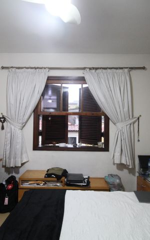 Casa à venda com 170m², 4 quartos e 3 vagasSuíte
