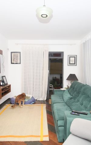 Casa à venda com 170m², 4 quartos e 3 vagasSala