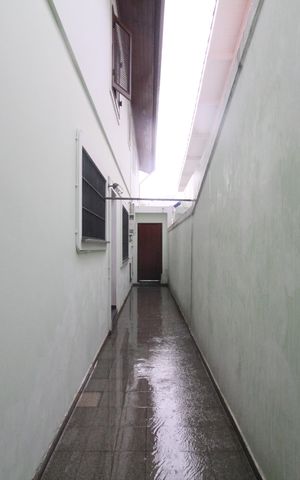 Casa à venda com 170m², 4 quartos e 3 vagasCorredor Externo