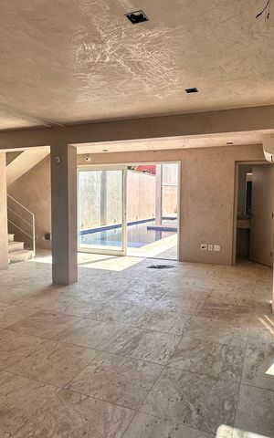 Casa para alugar com 250m², 3 quartos e 2 vagas