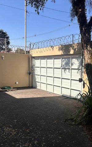 Casa para alugar com 250m², 3 quartos e 2 vagas