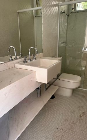 Casa para alugar com 250m², 3 quartos e 2 vagas